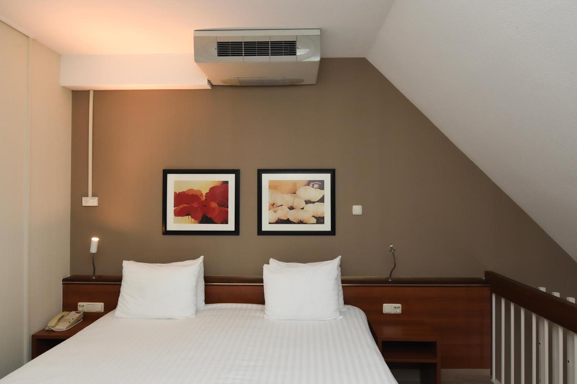 Crowne Plaza Maastricht By Ihg Hotel Bagian luar foto