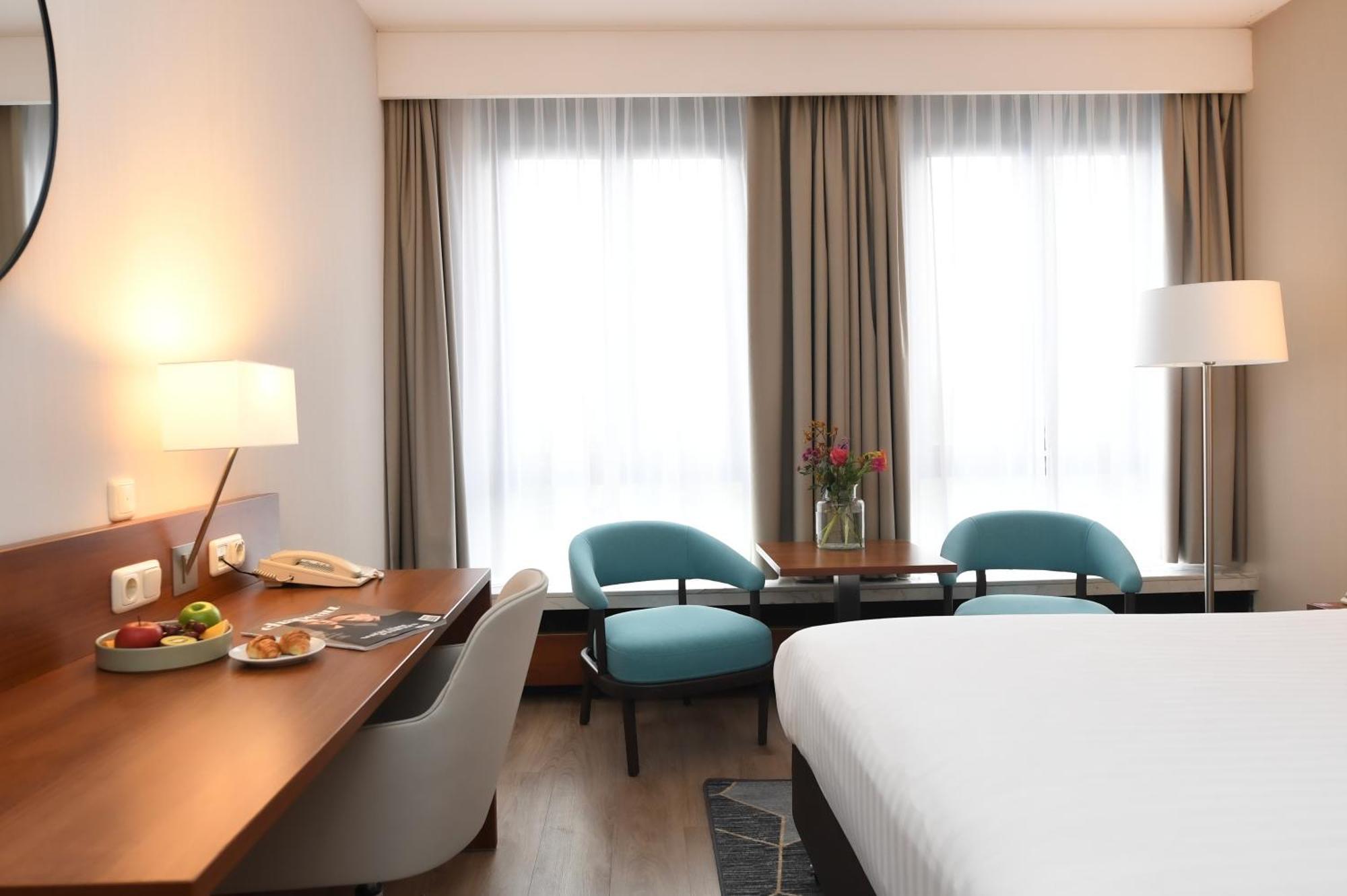 Crowne Plaza Maastricht By Ihg Hotel Bagian luar foto