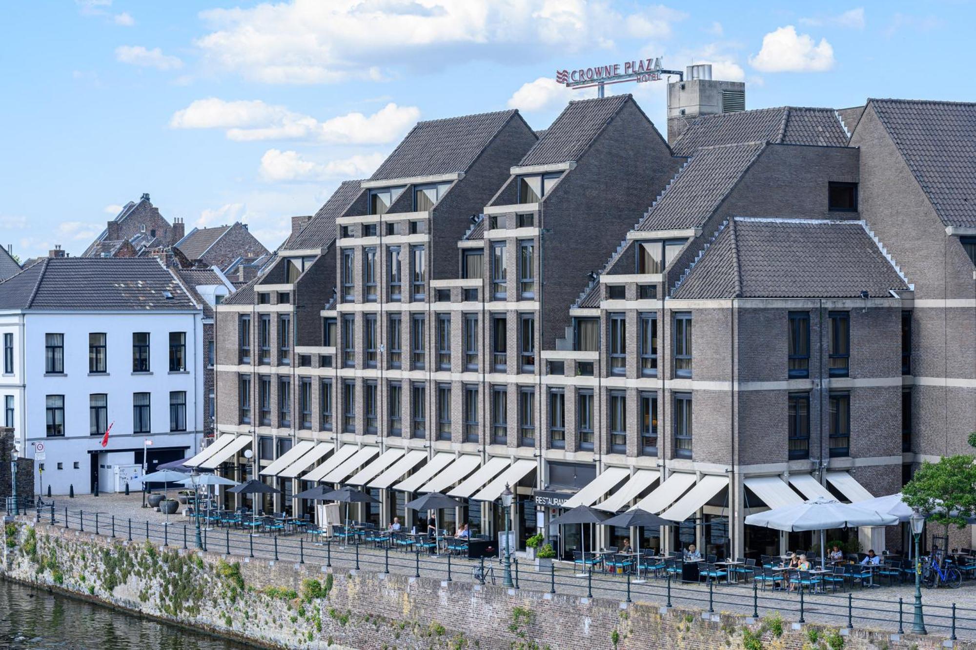 Crowne Plaza Maastricht By Ihg Hotel Bagian luar foto