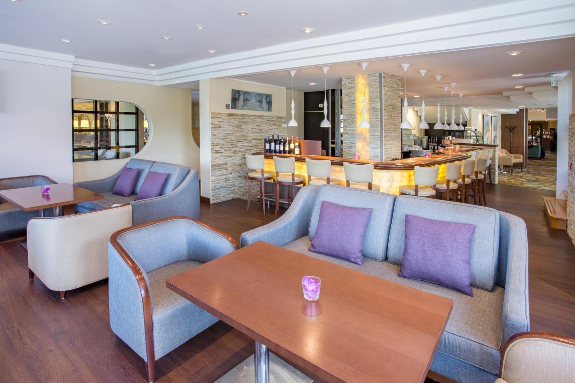 Crowne Plaza Maastricht By Ihg Hotel Bagian luar foto